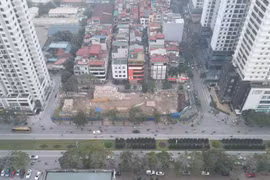 Dự án văn phòng, nhà ở đường Lê Văn Lương: Gần 20 năm chưa triển khai xong