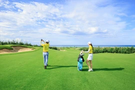 Lấy ý kiến đánh giá tác động môi trường sân golf Vĩnh Hưng