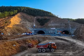 Xem xét điều chuyển khối lượng nhà thầu yếu kém tại cao tốc Nghi Sơn- Diễn Châu