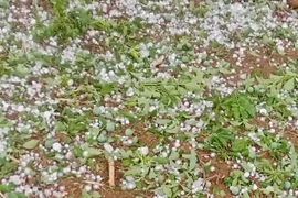 Mưa đá, giông lốc liên tiếp trút xuống miền núi phía Bắc, vì sao?