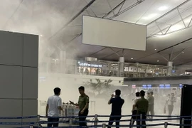 Pin dự phòng bốc cháy tại sân bay Tân Sơn Nhất