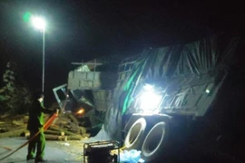 Xe tải chở keo mất lái làm 7 người tử vong, trong đó 5 người cùng một xã