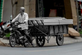 Sẽ thiết lập hàng rào kỹ thuật môi trường để hạn chế xe cũ nát tại các đô thị