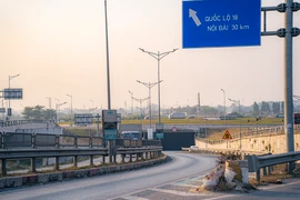 Đề xuất nâng cấp quốc lộ 18 đoạn Nội Bài- Bắc Ninh