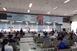 “Cháy” vé tàu Tết đi miền Trung, đường sắt tăng tải thêm 3.900 vé