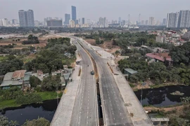 Thông xe tạm dự án đường Lê Quang Đạo kéo dài