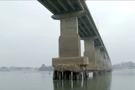 Đóng cầu Trung Hà, phương tiện từ Hà Nội đi Phú Thọ thế nào?