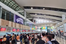 Yêu cầu đánh giá việc tăng phụ thu nhiên liệu vé máy bay tác động đến CPI