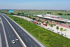 Kịch bản nào đầu tư 41 tuyến cao tốc với số tiền hơn 730.000 tỷ đồng trong 10 năm tới?