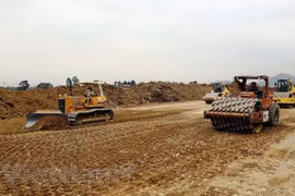 Bão giá nguyên vật liệu khiến nhà thầu cao tốc Bắc- Nam “méo mặt”