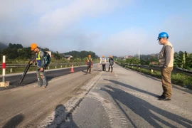 Gần 400 tỷ đồng xóa hàng loạt "điểm đen" trên cao tốc Nội Bài- Lào Cai