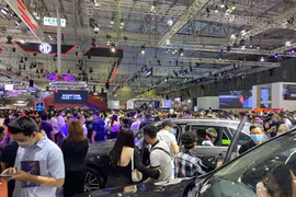 Hiu hắt triển lãm ô tô Việt Nam 2024 