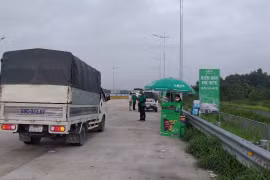 Thu phí không dừng: Vì sao không thể trừ trực tiếp từ tài khoản ngân hàng?