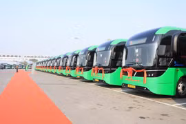 Hà Nội sẽ xanh hóa toàn mạng lưới xe buýt vào năm 2030