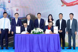 Vietjet hợp tác cùng Petrolimex sử dụng nhiên liệu SAF để chuyển đổi xanh hàng không