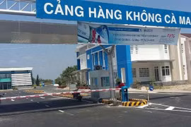 Tạm dừng khẩn cấp toàn bộ đường bay nội địa đến các sân bay phía Nam