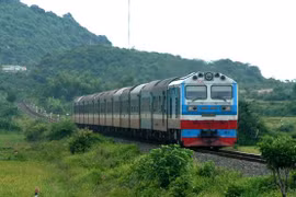 Đường sắt xin nhập khẩu 37 toa xe tuổi đời gần 40 năm của Nhật Bản về cải tạo, sử dụng