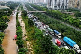 Thực hư thông tin Hà Nội sẽ thu phí Vành đai 3 trên cao và Đại lộ Thăng Long