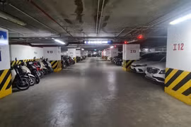 Hà Nội: Nhiều chung cư đồng loạt tăng phí dịch vụ trông giữ xe ô tô