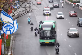 Toàn bộ xe buýt của Hà Nội sẽ chuyển sang điện, năng lượng xanh trước 2030