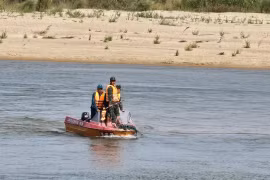 Bộ Giao thông yêu cầu chủ đầu tư kiểm điểm sau vụ 6 công nhân bị lật xuồng 