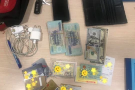 Làm rơi túi xách có 30 triệu khi vừa đến sân bay Nội Bài, nam hành khách được trả lại ngay