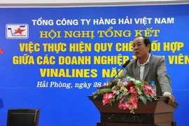 Tạm đình chỉ một Phó tổng giám đốc Vinalines