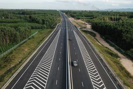 Nguy cơ “treo” 3 dự án thành phần cao tốc Bắc- Nam do vướng mắc chính sách