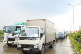Trạm thu phí cao tốc Pháp Vân- Cầu Giẽ ùn tắc dài 3km, nguyên nhân do đâu?