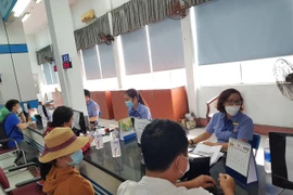 Đường sắt mở bán vé tàu Tết Giáp Thìn từ 20-10, không được mua quá 10 vé