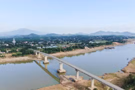 Hoàn thành xây dựng cầu Sông Lô mới quy mô 4 làn xe trước Tết 2027