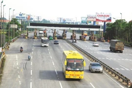 Đưa trạm thu phí Bắc Thăng Long- Nội Bài về đúng vị trí là phương án hợp lý nhất