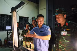 40 đăng kiểm viên quân sự được điều động tiếp sức cho đăng kiểm ở Hà Nội và TP.HCM