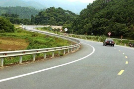 Chưa cân đối được vốn để mở rộng quốc lộ 32 đoạn qua Phú Thọ