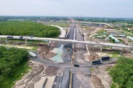 Đồng Nai yêu cầu xử lý nhà thầu chậm tiến độ dự án cao tốc Biên Hoà- Vũng Tàu