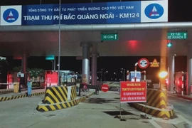 Đà Nẵng giãn cách xã hội, trạm thu phí cao tốc Đà Nẵng- Quảng Ngãi vận hành ra sao?