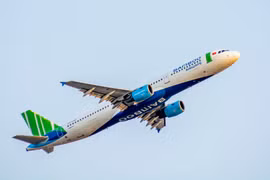 Bamboo Airways đổi vé cho khách bị chậm giờ do chuyển đổi nhà ga T3 Tân Sơn Nhất 