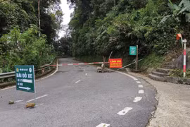 Thông tin cụ thể về việc sạt lở đường lên Vườn quốc gia Ba Vì