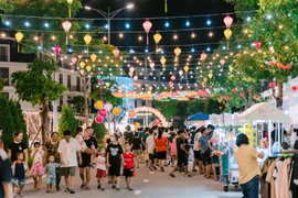 Không gian trải nghiệm phố đi bộ và chợ đêm TNR Stars Diễn Châu 