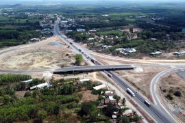 Xem xét giảm tốc độ khai thác cao tốc Dầu Giây- Phan Thiết, tăng vận tốc tuyến Mai Sơn-quốc lộ 45