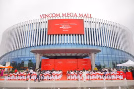 Khai trương trung tâm thương mại Vincom Mega Mall Smart City thế hệ mới đầu tiên ở Việt Nam