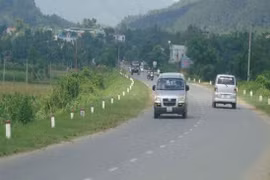 Kiến nghị nâng cấp quốc lộ 12B và quốc lộ15 qua Hòa Bình với 3.000 tỷ đồng vốn ngân sách 