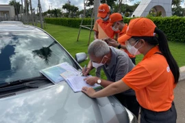 Chấm dứt tình trạng dán chồng thẻ, tự kích hoạt tài khoản thu phí không dừng