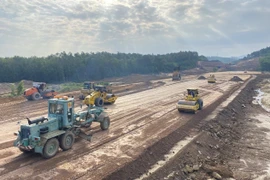 Nguy cơ chậm tiến độ các dự án cao tốc Bắc- Nam qua Quảng Bình do vướng mặt bằng