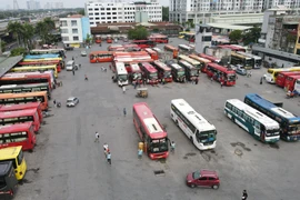 Xăng dầu biến động mạnh, vận tải rục rịch tăng cước