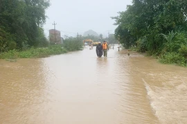 Miền Trung mưa lớn, nhiều nơi vượt 300mm