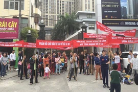 Tranh chấp giữa cư dân Home City và chủ đầu tư: Dai dẳng và bế tắc