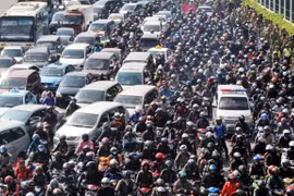 85% người dân Hà Nội ủng hộ hạn chế xe cá nhân