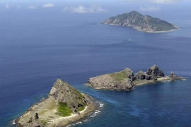 Nhật tung ảnh giàn khoan, Trung Quốc gọi là "khiêu khích đối đầu"