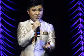 Ca sĩ Quang Linh: Bán đĩa "ế" là tại...Thu Phương!